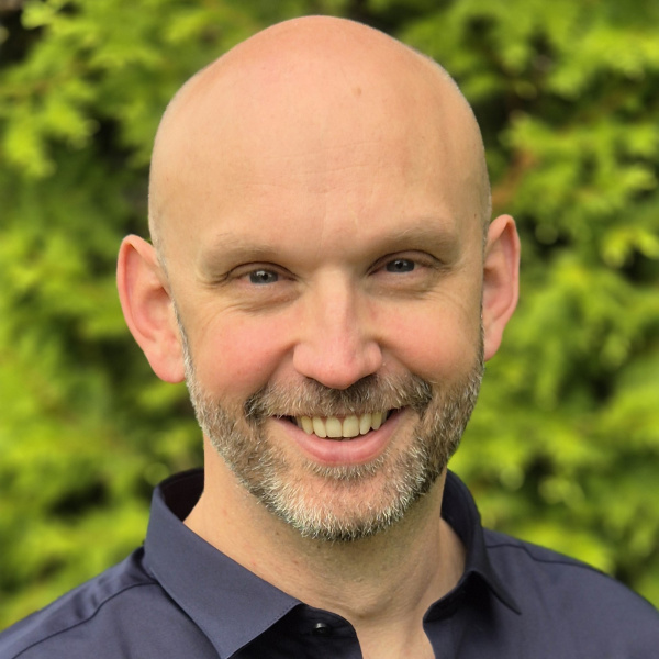 2025 Tasker Headshot